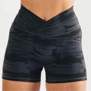Alphalete Surface Power Shorts XS